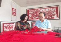 木垒县英格堡乡：传承非遗文化 传情纸上飞花