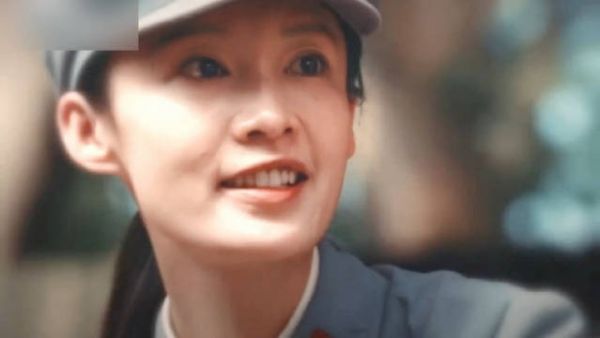 沈近真先后经历徐老板牺牲,跟哥哥决裂,好不容易到了江西…