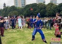 东南亚留学生共庆广西“三月三” 体验广西多彩民族文化