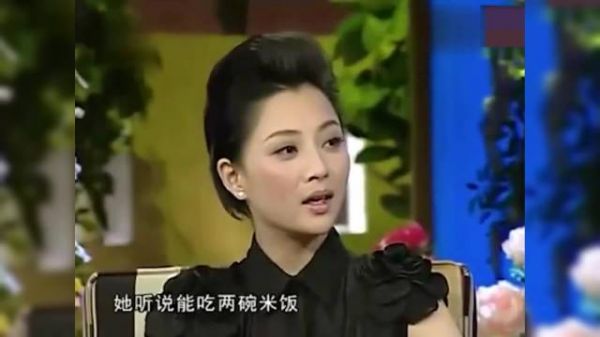 殷桃因为吃了两碗米饭不减肥,被知名导演说不敬业!她可委屈了