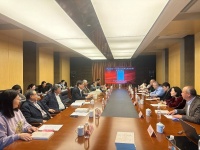 《气象峥嵘》出版，为上海城市文化建设提供样本