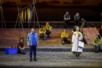 讲述“民主恳谈”经验，越剧《第一缕阳光》登台国家大剧院