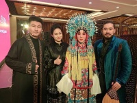 亮出秦人底色 秦腔跨文化“出海”游世界