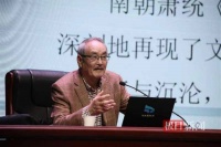 《古诗十九首》里思妇也觉醒：“岁月忽已晚，努力加餐饭”