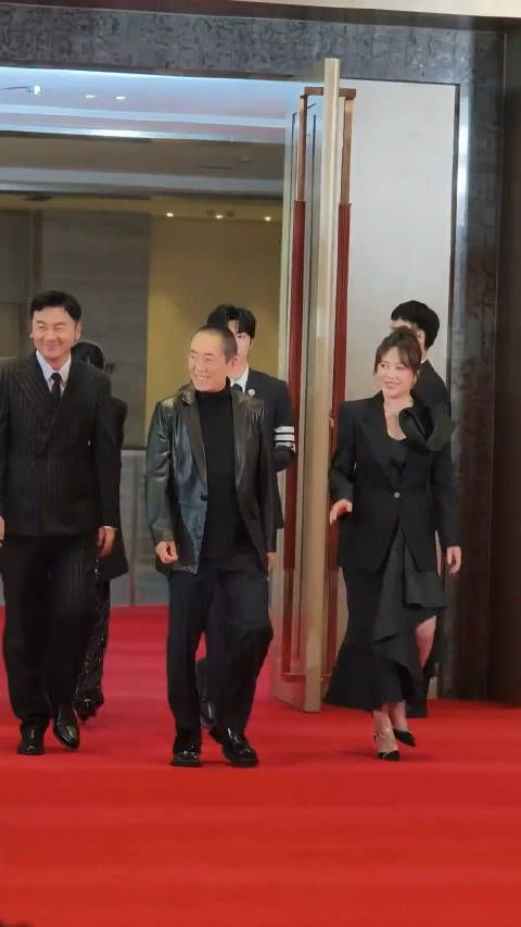 张艺谋、雷佳音、高叶、马丽同框出席活动,气场全开、你最喜欢谁呢?