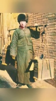 1941年，日本特务以卖油郎的身份来到一个村庄想要打听情报