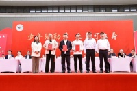 作家、书法家走进中小学校开课：不要让传统文化课程形同虚设