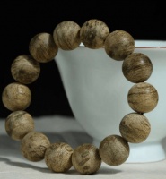 探寻沉香之魂：一块优质沉香的内在精髓与品质鉴别