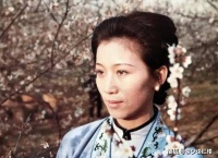 周瑞家的送宫花一回，一个意想不到的细节，写出李纨的寡居日常