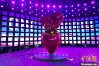 杰夫·昆斯雕塑作品首次亮相内地登陆广州