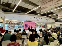 《家园》分享会走进阿来书房，阿来点评达真：体现出相当的文学“野心”