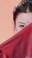陈丽君《天命》抹眉心一秒变妆的，是“花钿”还是“花黄”？