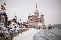 《时代的喧嚣》：一部非传统意义的自传