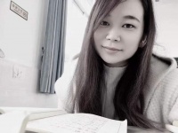 90后女青年教师醉心文学创作 诗集《拟见》出版发行