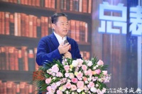 宁高宁：读书会让一个人、一个企业有深厚底蕴和蓬勃发展