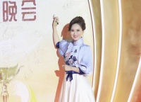 阔别十年，再夺“白玉兰” | 第32届白玉兰戏剧奖颁奖，江苏省演艺集团锡剧名家季春艳荣获主角奖