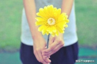 人过五十，不必合群，慢慢退出这几个圈子，就赢了