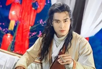 小李飞刀例无虚发，为何败给20个小瘪三？你看王怜花做了啥？