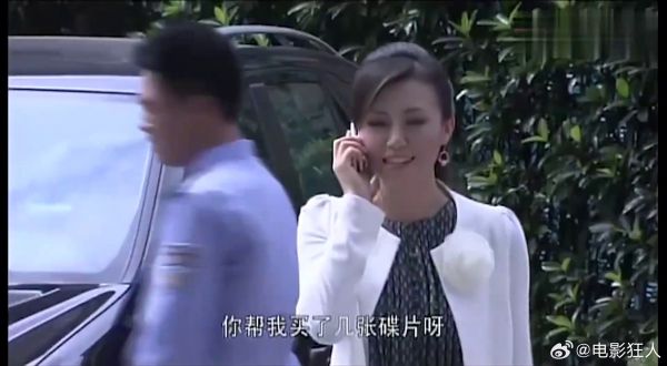 小保安救了女总一命，哪料女总爱上他了，开启了逆袭之路