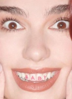 Dua Lipa 的表情包会火吗？