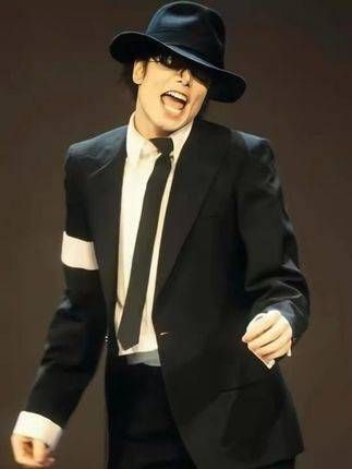 1995年,MTV颁奖典礼上#迈克尔杰克逊 展示了一场无法超越的15分钟演出