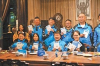 借诗歌触碰骑手内心世界