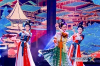 近2000组家庭角逐，中外家庭戏剧大赛颁奖