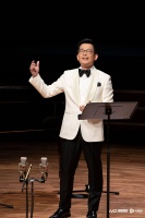 回到那个夜晚，听石倚洁再唱一次那些令人难忘的意大利民谣