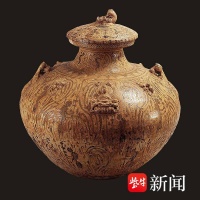 南京的博物馆有看头| 这件青瓷盘口壶，把中国釉下彩技艺提早500年