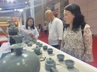 第四届中国工艺美术博览会闭幕 平顶山宝丰汝瓷作品荣获大奖