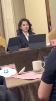 汪峰新女友长得好像三星长公主…真的不懂美女为何看得上皮裤…