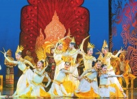 傣族章哈剧《乌莎巴罗》在昆首演