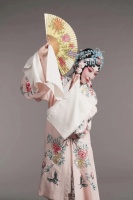 尚派青衣韩宜珈挑战昆曲闺门旦，王奉梅亲授《牡丹亭》