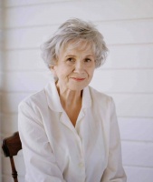 纪念艾丽丝·门罗：你迟早会在她的故事里，和自己面面相遇