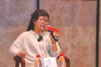 余秀华：我的文字对得起我受到的苦难