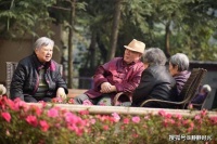 你发现了没有，人活到了70、80岁以后，钱的作用就很小了