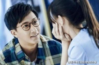 一个男人给你这4个“信号”，说明他在偷偷喜欢你，女人别傻傻不懂！