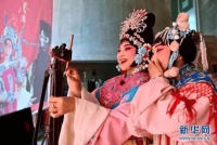 艺术与市场可以兼得，对直播打赏现象不妨多一些“向前看”