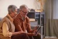 俗话：“人到50岁，需过四道坎”，熬过去就好了，看你过了几道？