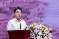 台湾青年讲述长达23年寻根往事：相同姓氏使陌生面孔有如至亲