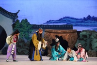 传统文化成第十届“春苗行动”舞台剧目展演亮点