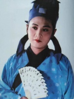 贾蔷：宁国府正派玄孙，自幼被贾珍抚养，长大后爱上优伶