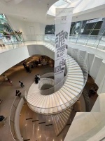 金臣亦飞鸣美术馆举办现当代艺术展，做大虹桥“无墙美术馆”