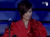 「李宇春在2008年举办的Why me上海音乐生日会李宇春 考古 」