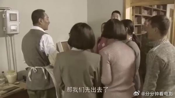 1980年再次担任后勤部长,间隔20多年,洪上将晚年幸福美满