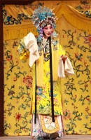 海纳百川道衷曲 燕鸣清音绎红颜 ——记京剧名家李海燕震撼上演程派经典名剧《梅妃》