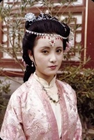 秦可卿到底得了啥病，一天频繁换衣服，联系贾蔷突然搬出宁国府就知道了