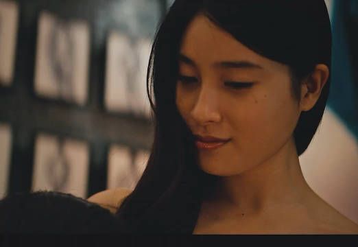表面她是好后妈背地却整日恶整女儿