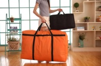 搬家、送货、遛狗、骑行，年轻人与货车司机的100种相遇