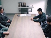 朱韵疾步赶来，只为拯救李峋，那一刻，她身为公主裙的主人…